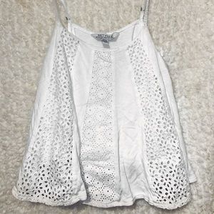 American Eagle White cropped tank top